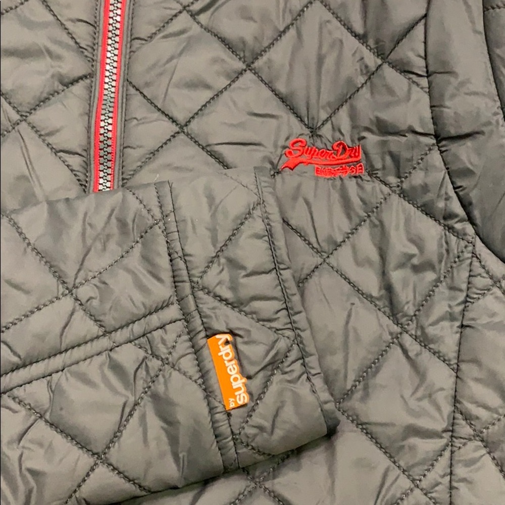 Superdry’s Light Weight Quilted Pattern Jacket - image 2